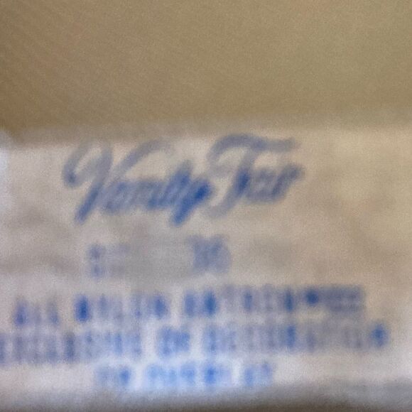 Vintage Vanity Fair Ivory Slip - Picture 6 of 8